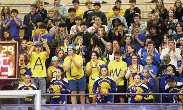 a Tualatin Barlow 6A Oregon boys basketball quarterfinal 2024 Dan Brood 19